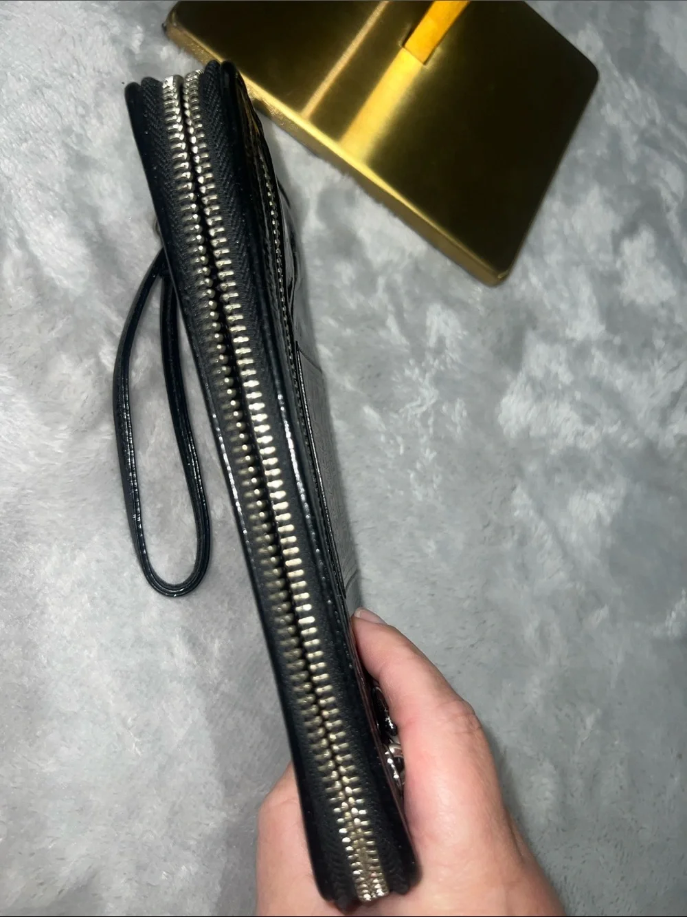 Coach Poppy Black Patent Zip-Around Wallet Wristlet. EUC